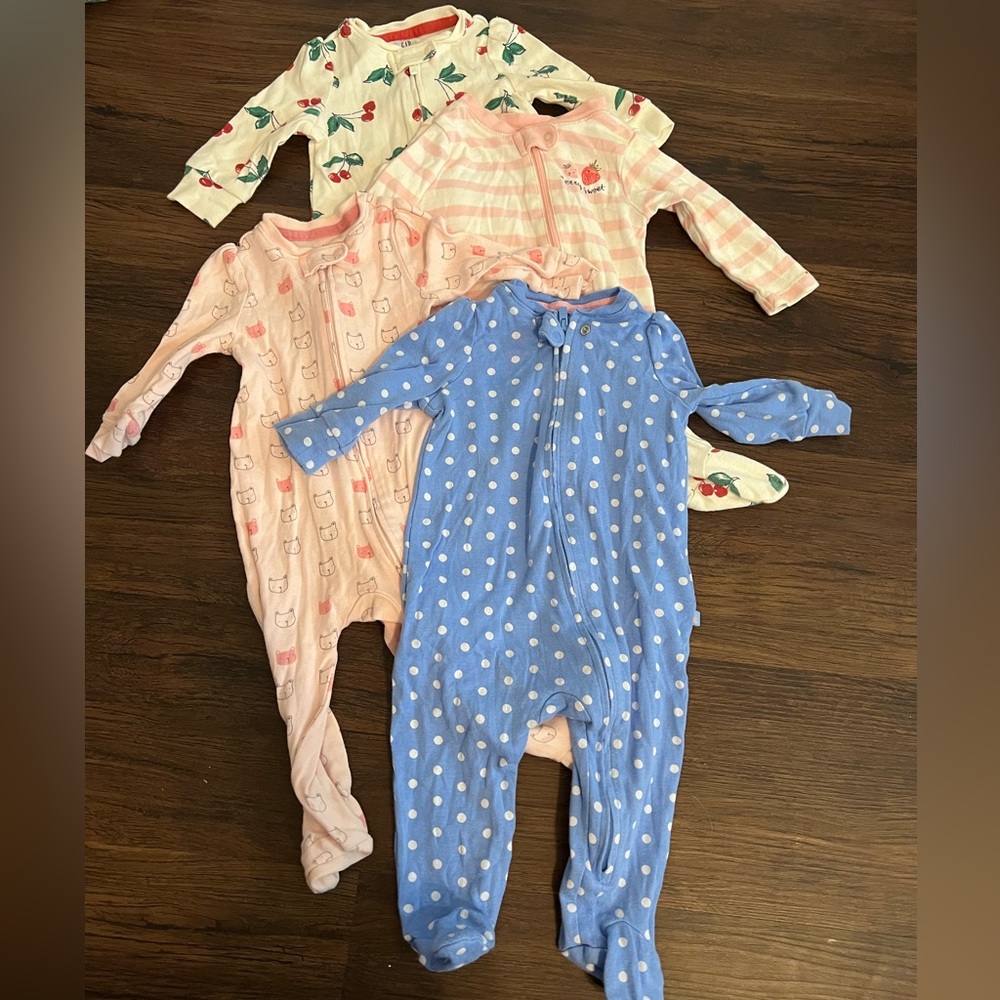 Old Navy Gap footie lot